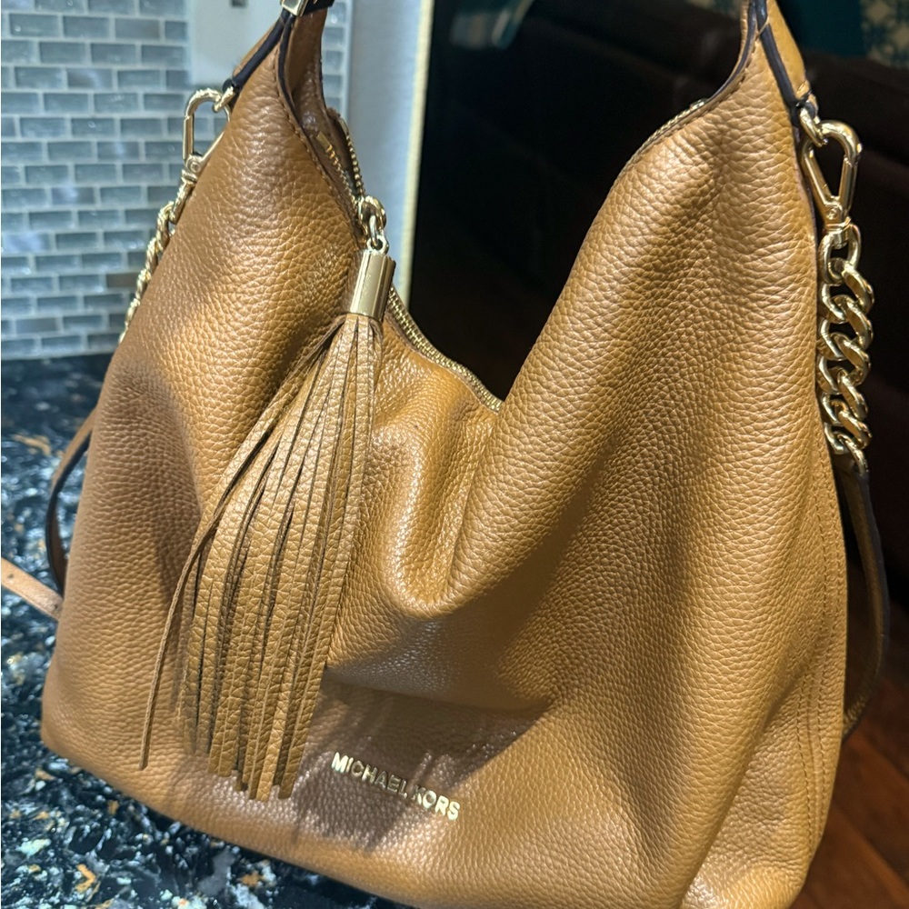 MICHAEL KORS  Weston Tan Leather Bag - Picture 11 of 11
